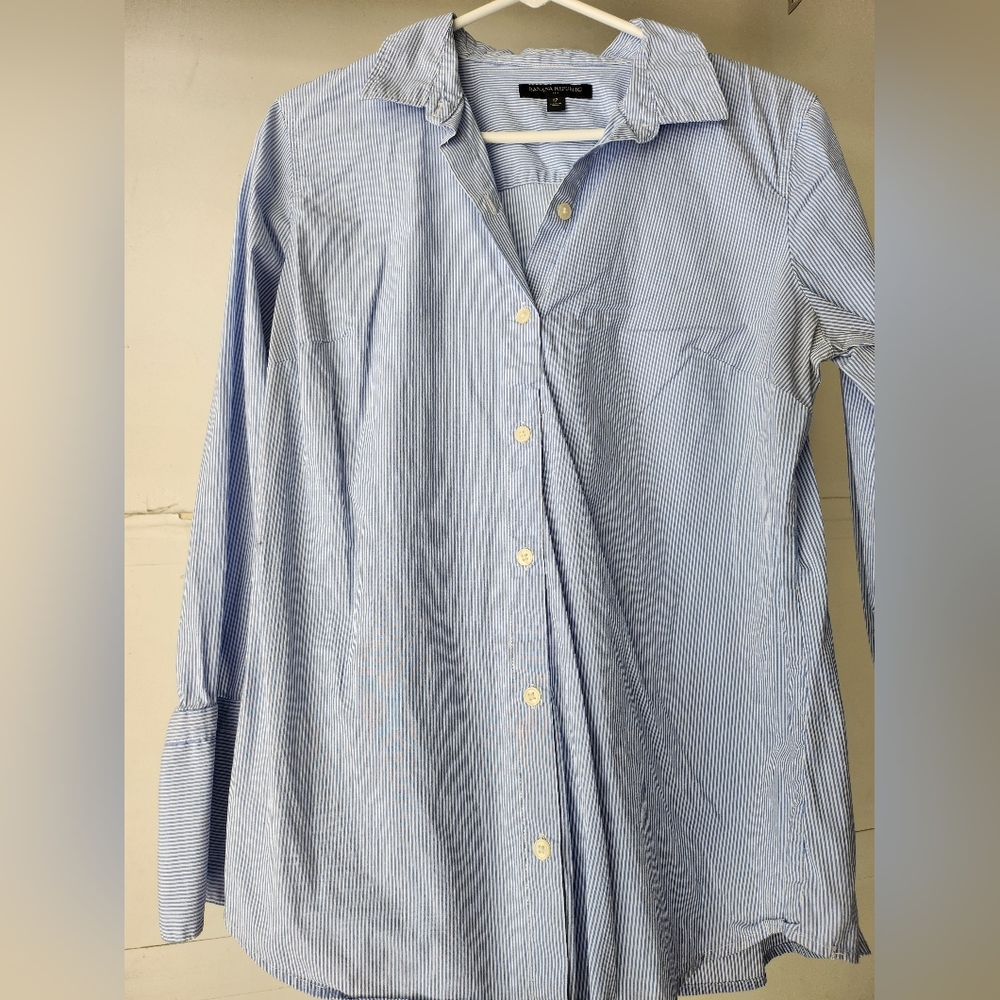 Banana Republic size 12 blouse